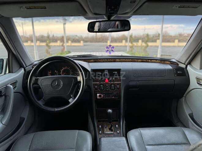 Mercedes C 230 1998, 223,000 km - 2.3 l - Saatlı