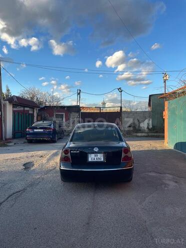 Volkswagen Passat 2003, 318,000 km - 1.8 l - Bakı