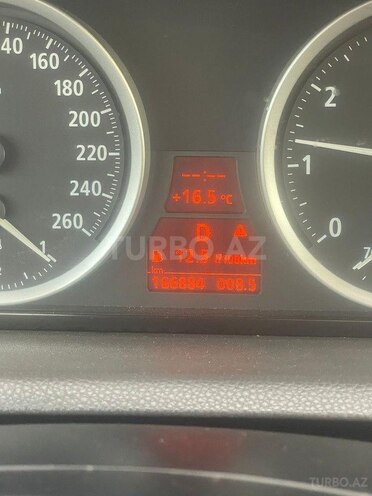 BMW  2004, 242,400 km - 4.4 л - Bakı
