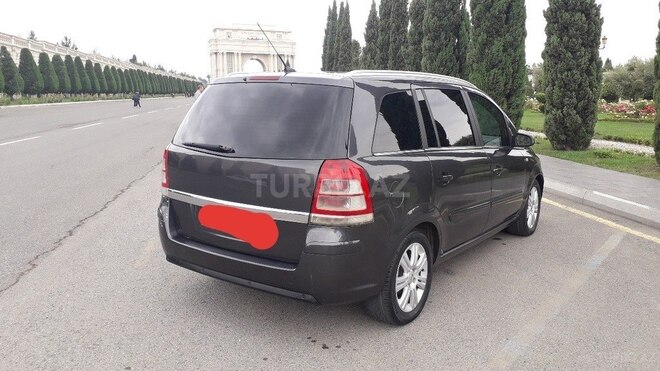 Opel Zafira 2009, 304,433 km - 1.7 l - Mingəçevir