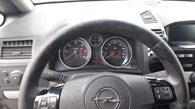 Opel Zafira 2009, 304,433 km - 1.7 l - Mingəçevir