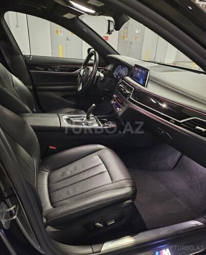 BMW 740 2016, 180,000 km - 3.0 л - Bakı