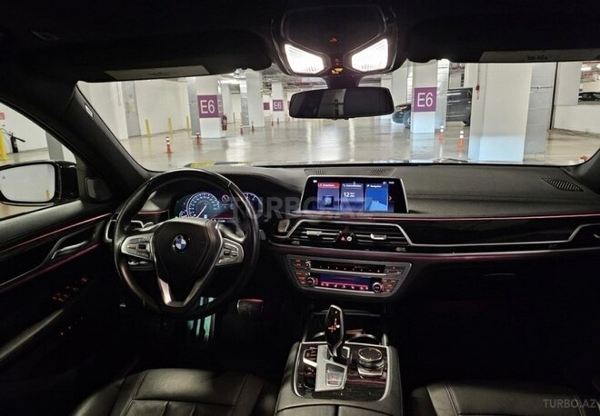 BMW 740 2016, 180,000 km - 3.0 л - Bakı