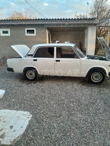 LADA (VAZ) 2107 2009, 95,959 km - 1.6 l - Salyan