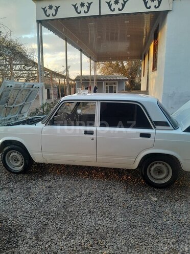LADA (VAZ) 2107 2009, 95,959 km - 1.6 l - Salyan