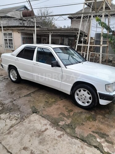 Mercedes 190 1990, 200,000 km - 1.8 l - Cəlilabad