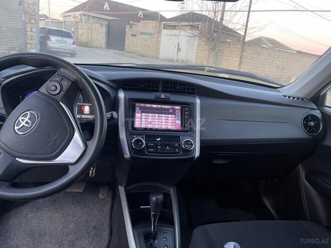 Toyota Corolla Fielder 2018, 107,000 km - 1.5 l - Bakı
