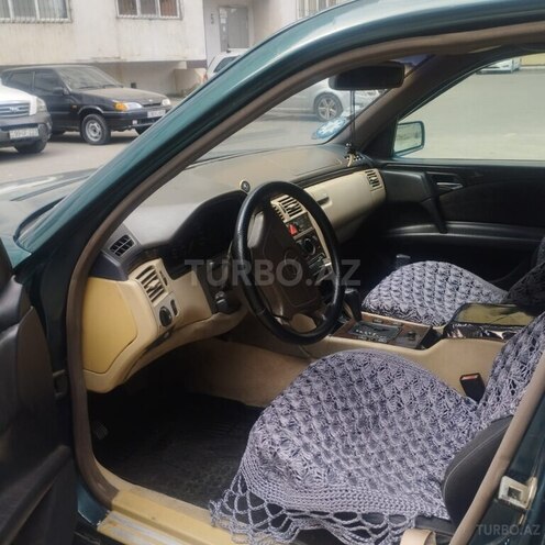 Mercedes E 230 1996, 41,000 km - 2.3 l - Xaçmaz