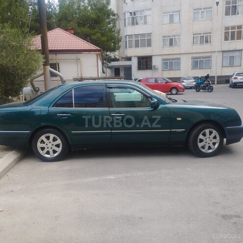Mercedes E 230 1996, 41,000 km - 2.3 l - Xaçmaz