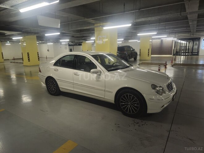 Mercedes C 240 2001, 270,000 km - 2.4 л - Gəncə