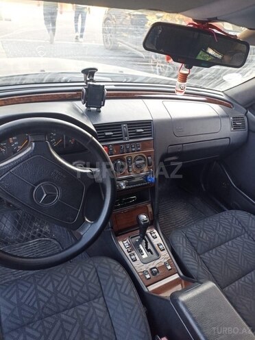 Mercedes C 200 1995, 400,000 km - 2.0 l - Bakı