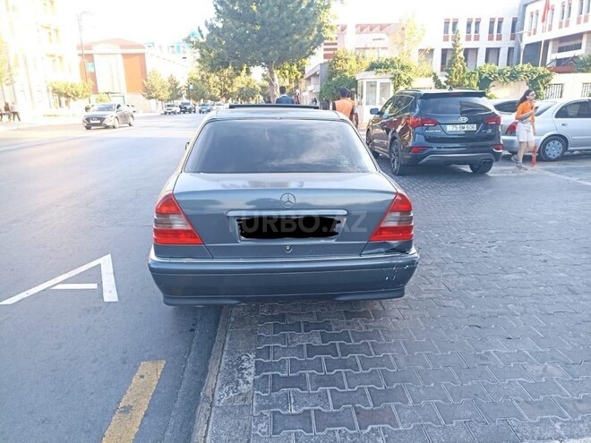 Mercedes C 200 1995, 400,000 km - 2.0 l - Bakı