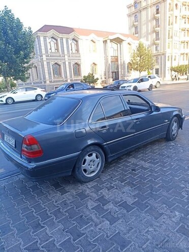 Mercedes C 200 1995, 400,000 km - 2.0 l - Bakı
