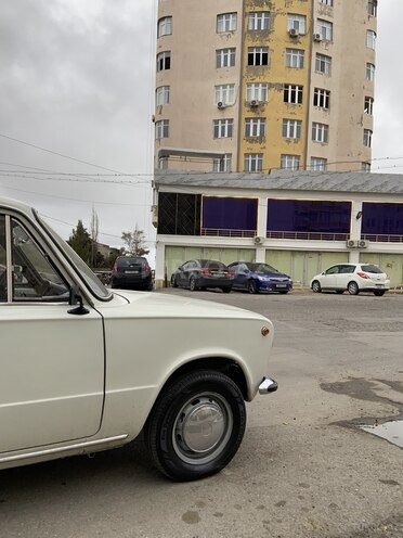 LADA (VAZ) 21011 1984, 99,000 km - 1.3 л - Bakı