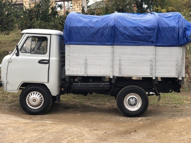 UAZ 3303 1987, 173,975 km - 2.1 l - Astara