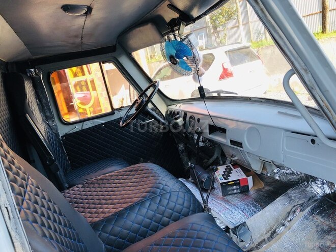 UAZ 3303 1987, 173,975 km - 2.1 l - Astara