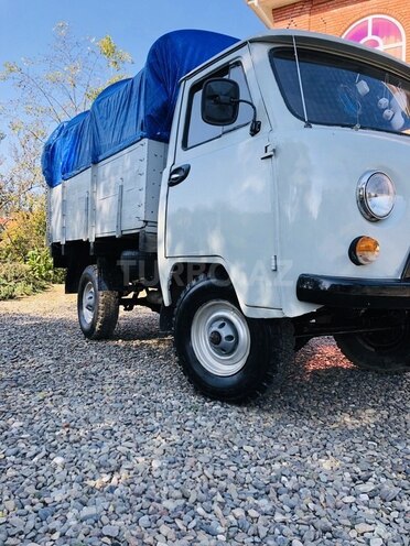 UAZ 3303 1987, 173,975 km - 2.1 l - Astara