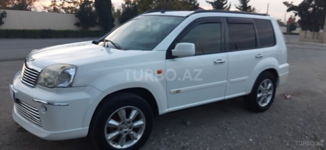 Nissan X-Trail 2001, 26,200 km - 2.0 л - Yevlax