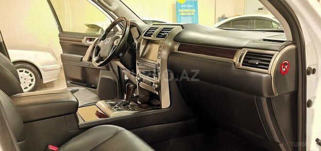 Lexus GX 460-18