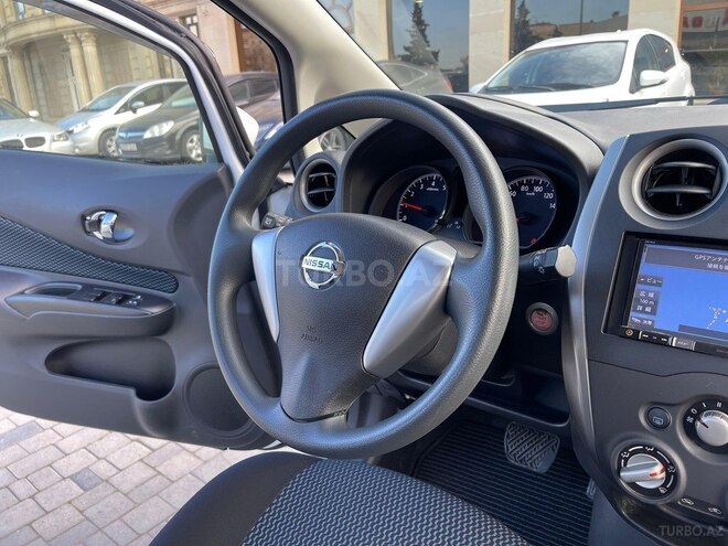 Nissan Note-9