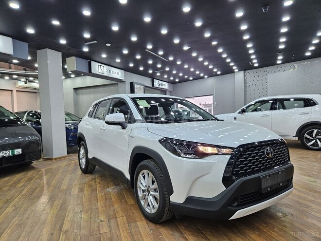 Toyota Corolla Cross-10