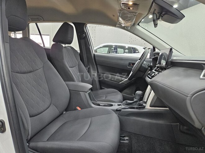 Toyota Corolla Cross-13