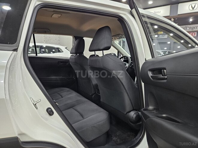 Toyota Corolla Cross-15