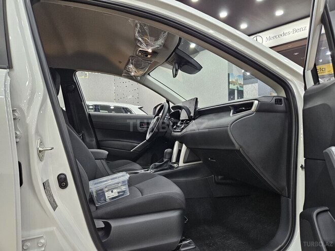 Toyota Corolla Cross-17