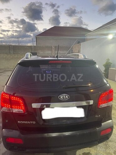 Kia Sorento 2011, 200,000 km - 2.0 l - Bakı