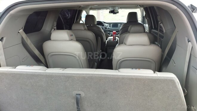 Kia Carnival 2015, 142,000 km - 2.2 l - Sumqayıt