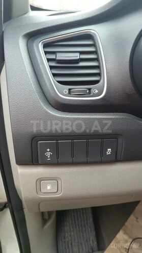 Kia Carnival 2015, 142,000 km - 2.2 l - Sumqayıt