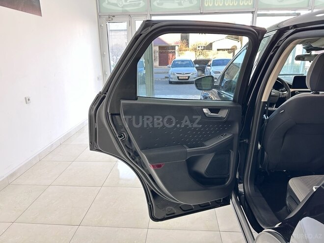 Ford Escape-11