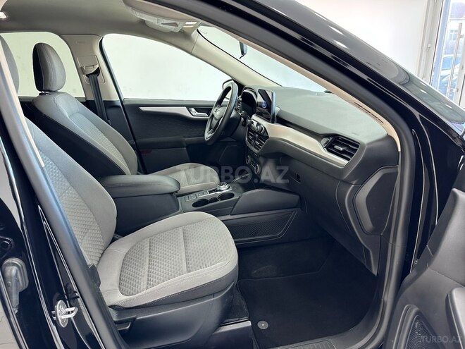 Ford Escape-17