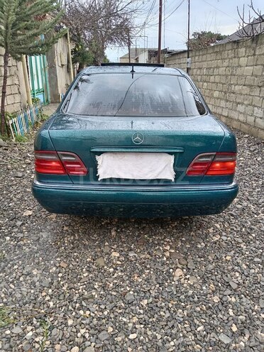 Mercedes E 230 1997, 350,000 km - 2.3 l - Bakı