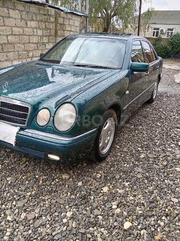 Mercedes E 230 1997, 350,000 km - 2.3 l - Bakı