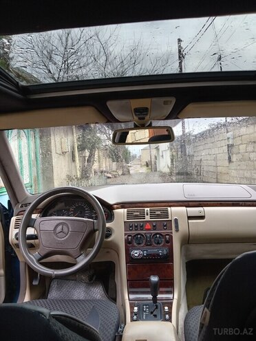 Mercedes E 230 1997, 350,000 km - 2.3 l - Bakı