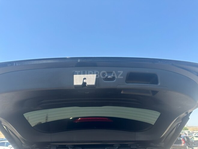 Hyundai Santa Fe-13