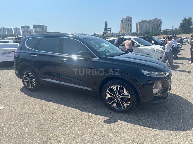 Hyundai Santa Fe-11