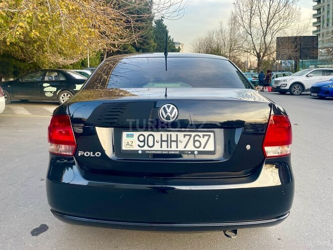Volkswagen Polo 2013, 197,000 km - 1.6 л - Bakı