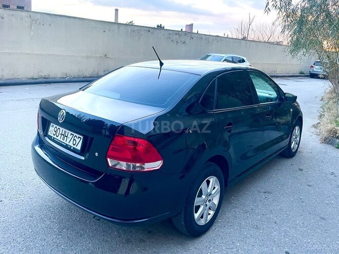 Volkswagen Polo 2013, 197,000 km - 1.6 л - Bakı