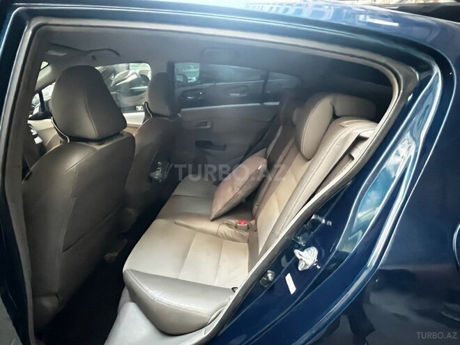 Honda Insight 2013, 325,000 km - 1.3 l - Bakı