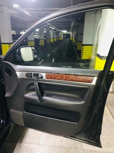 Volkswagen Touareg 2006, 190,000 km - 3.2 l - Bakı