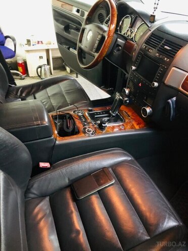 Volkswagen Touareg 2006, 190,000 km - 3.2 l - Bakı