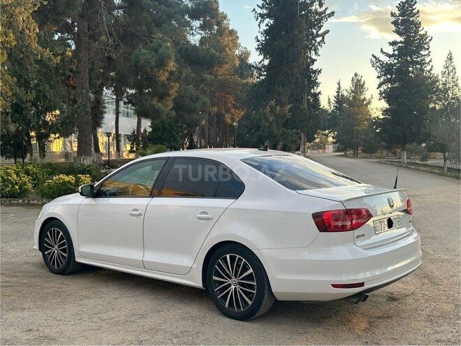 Volkswagen Jetta 2015, 150,000 km - 1.8 l - Salyan