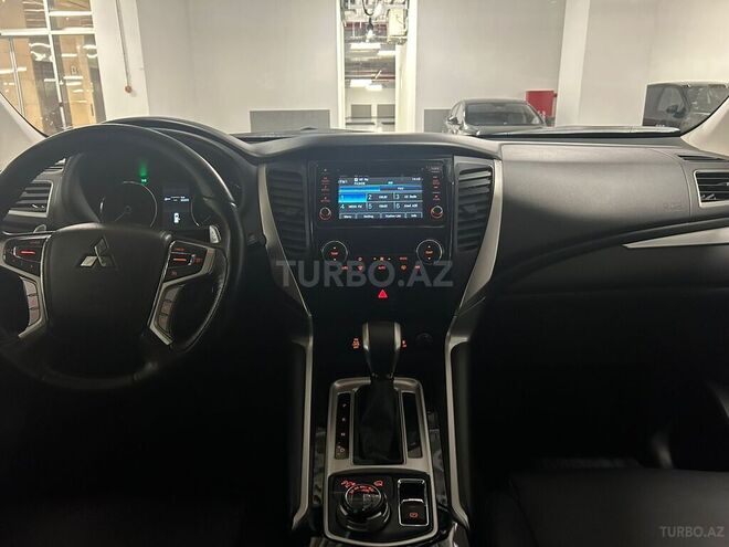 Mitsubishi Pajero Sport 2019, 38,000 km - 3.0 л - Bakı