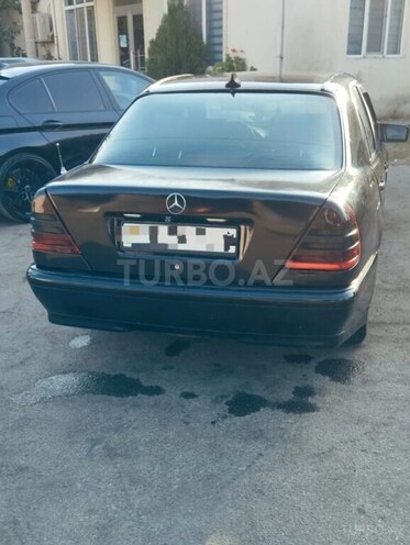 Mercedes E 200 1996, 204,964 km - 2.0 л - Şəki