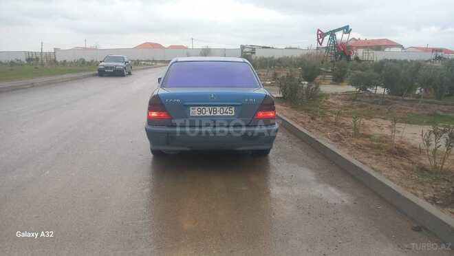Mercedes E 220 d 1999, 285,000 km - 2.2 л - Bakı