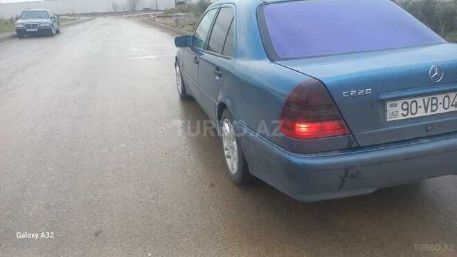 Mercedes E 220 d 1999, 285,000 km - 2.2 л - Bakı
