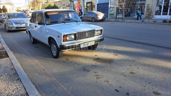 LADA (VAZ) 2107 2005, 73,000 km - 1.6 л - Qazax