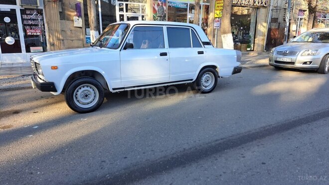 LADA (VAZ) 2107 2005, 73,000 km - 1.6 л - Qazax